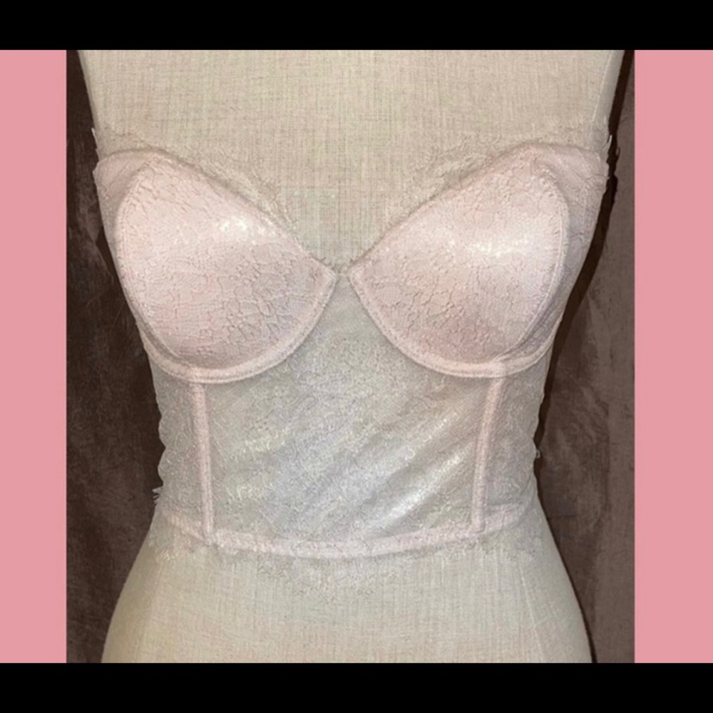 Victoria’s Secret baby pink lace Dream Angel Bustier 💞💞32D